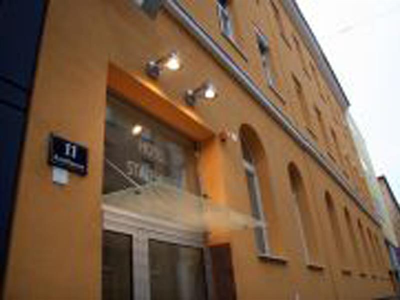 Hotel Stalehner Wina Bagian luar foto