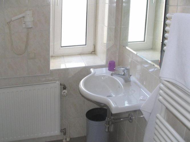 Hotel Stalehner Wina Bagian luar foto