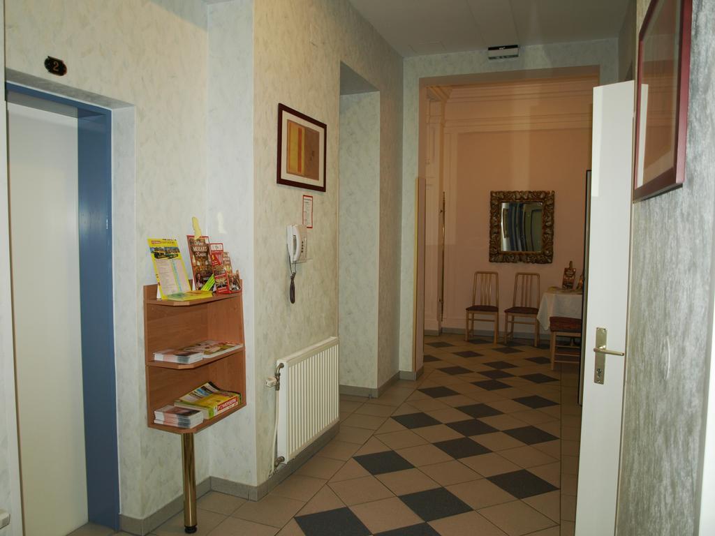 Hotel Stalehner Wina Bagian luar foto